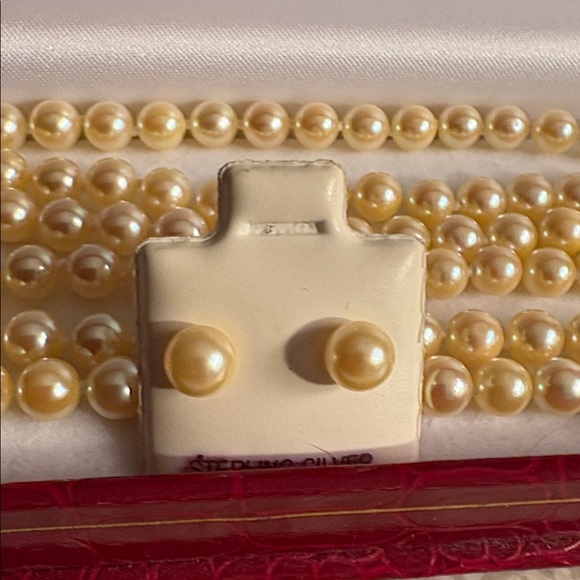 Golden Akoya Pearls, Triple Strand 14K - Picture 12 of 12
